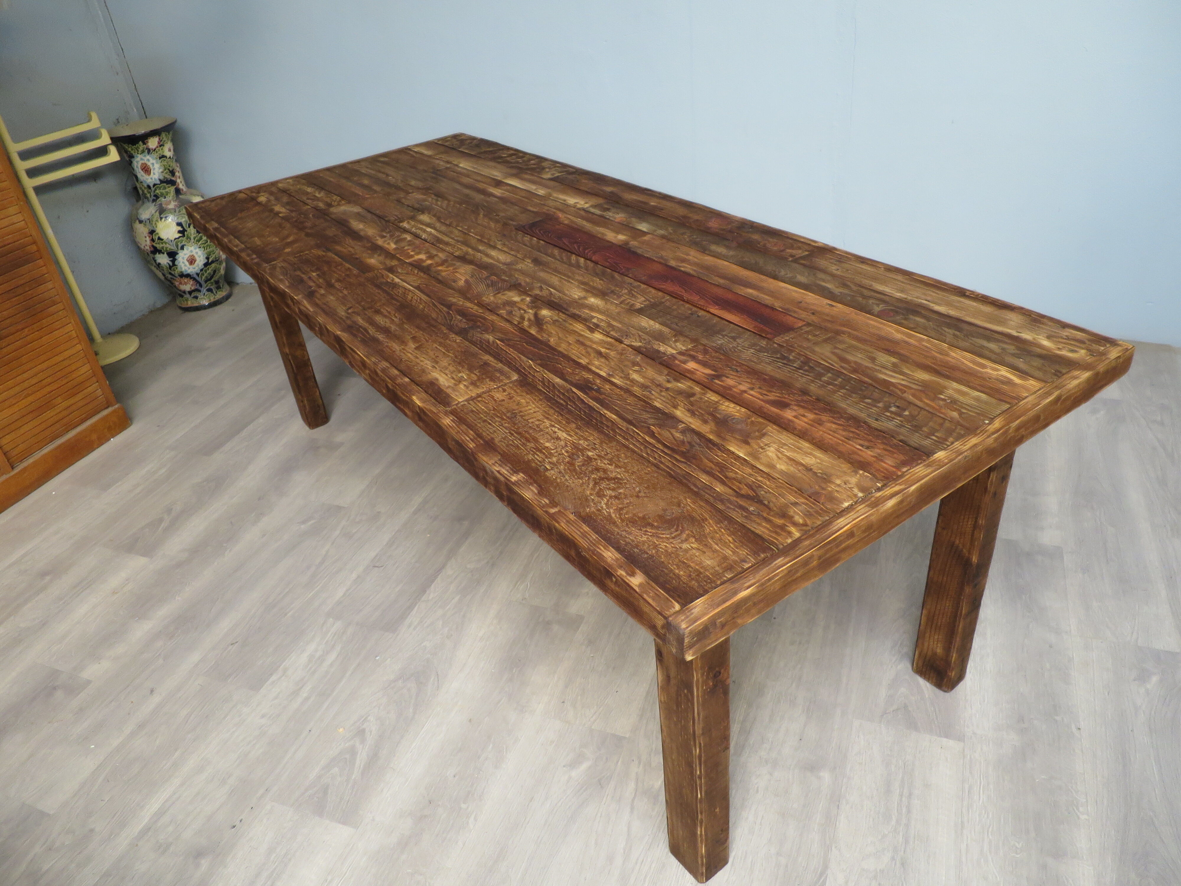 Table de ferme rustique