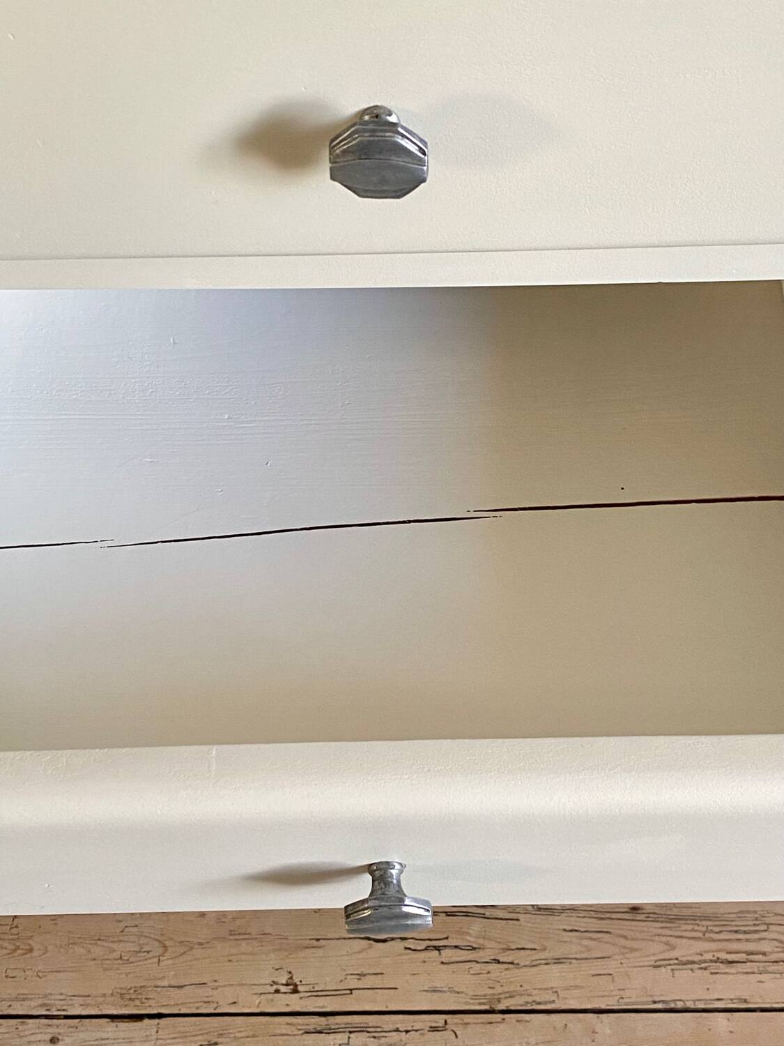 Storage unit