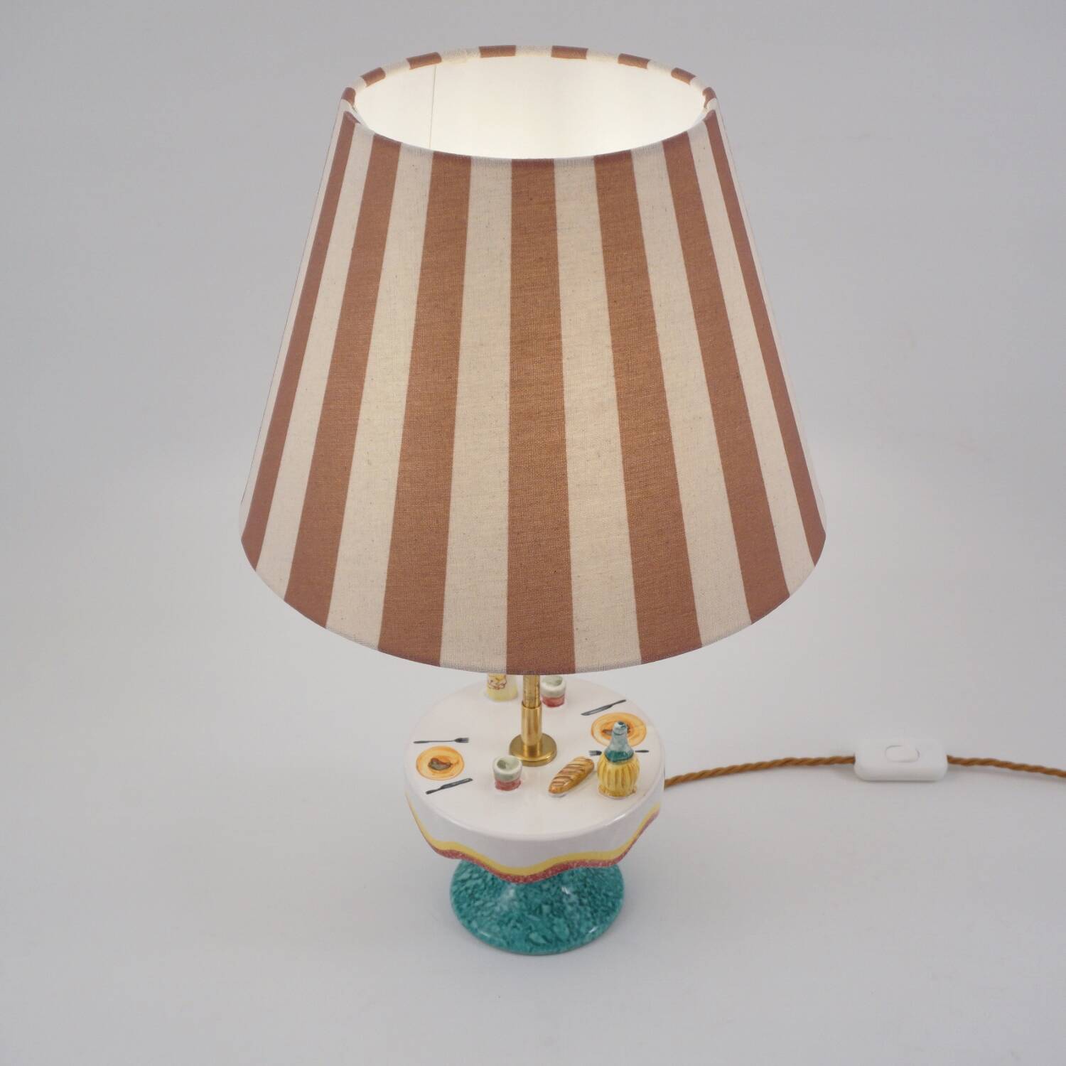 Vintage Florentine ceramic table lamp from the 1950s by MAF, Italian.