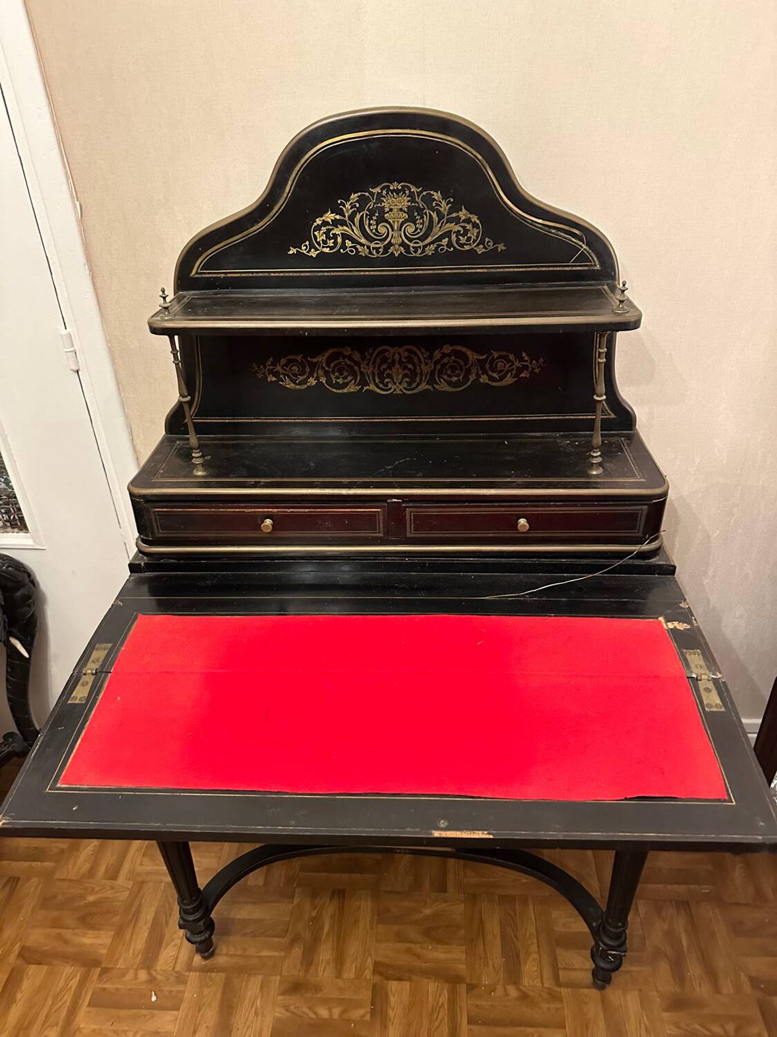Napoleon III secretary with tiers - Blackened wood, enhanced with brass 19th century