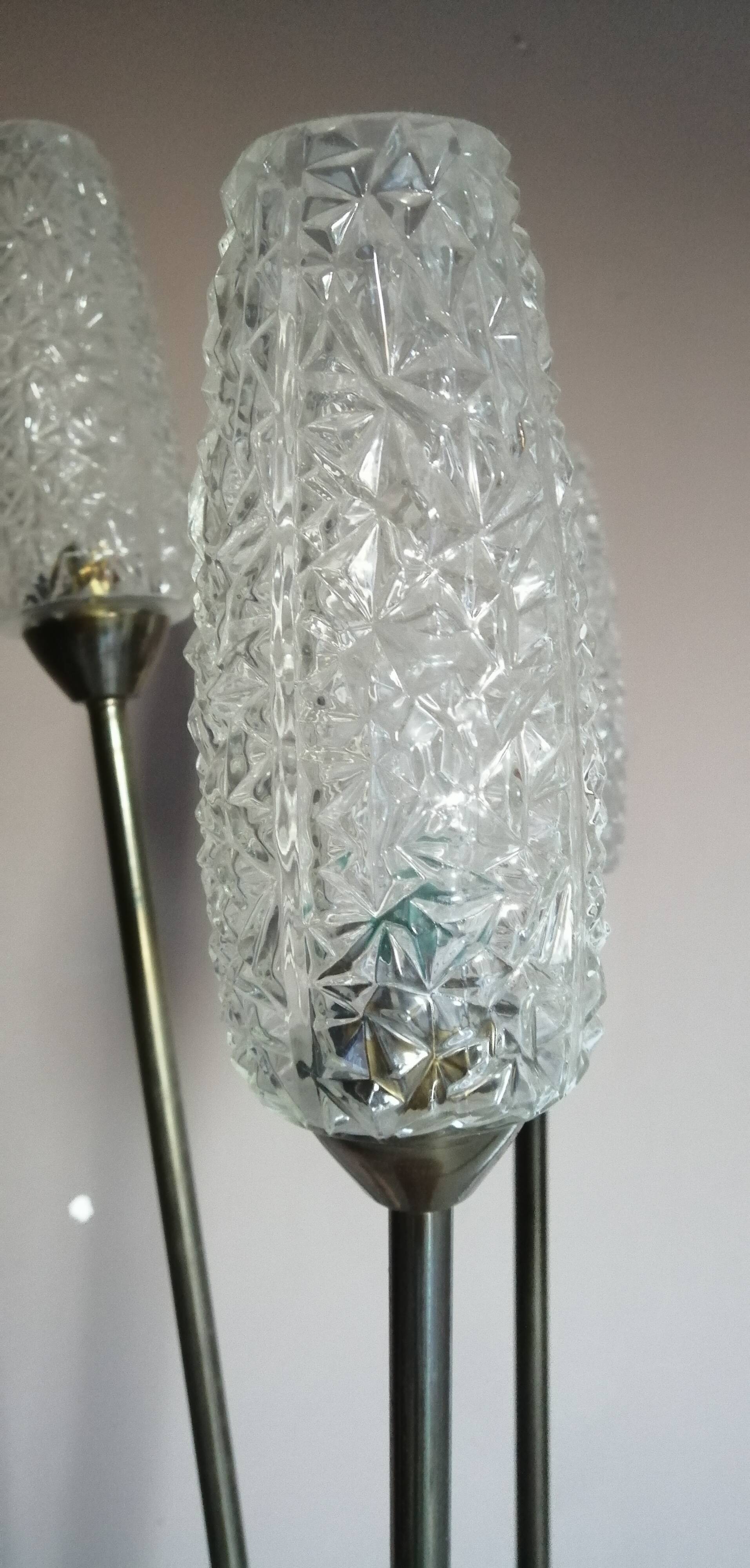 Floor lamp tripod table