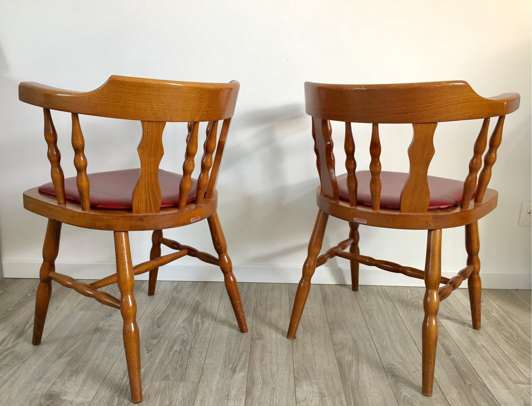 Paire de fauteuils Baumann