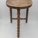 Tabouret tripode bois pieds perlés