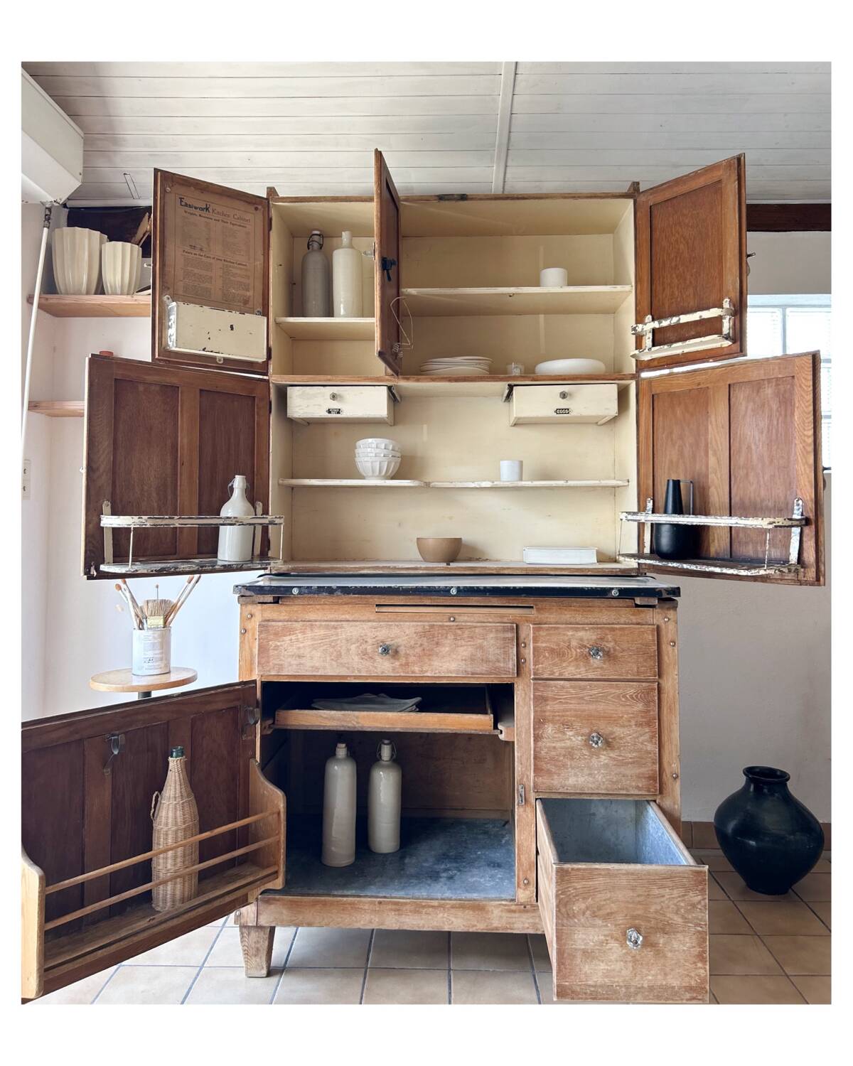 Cabinet furniture trade