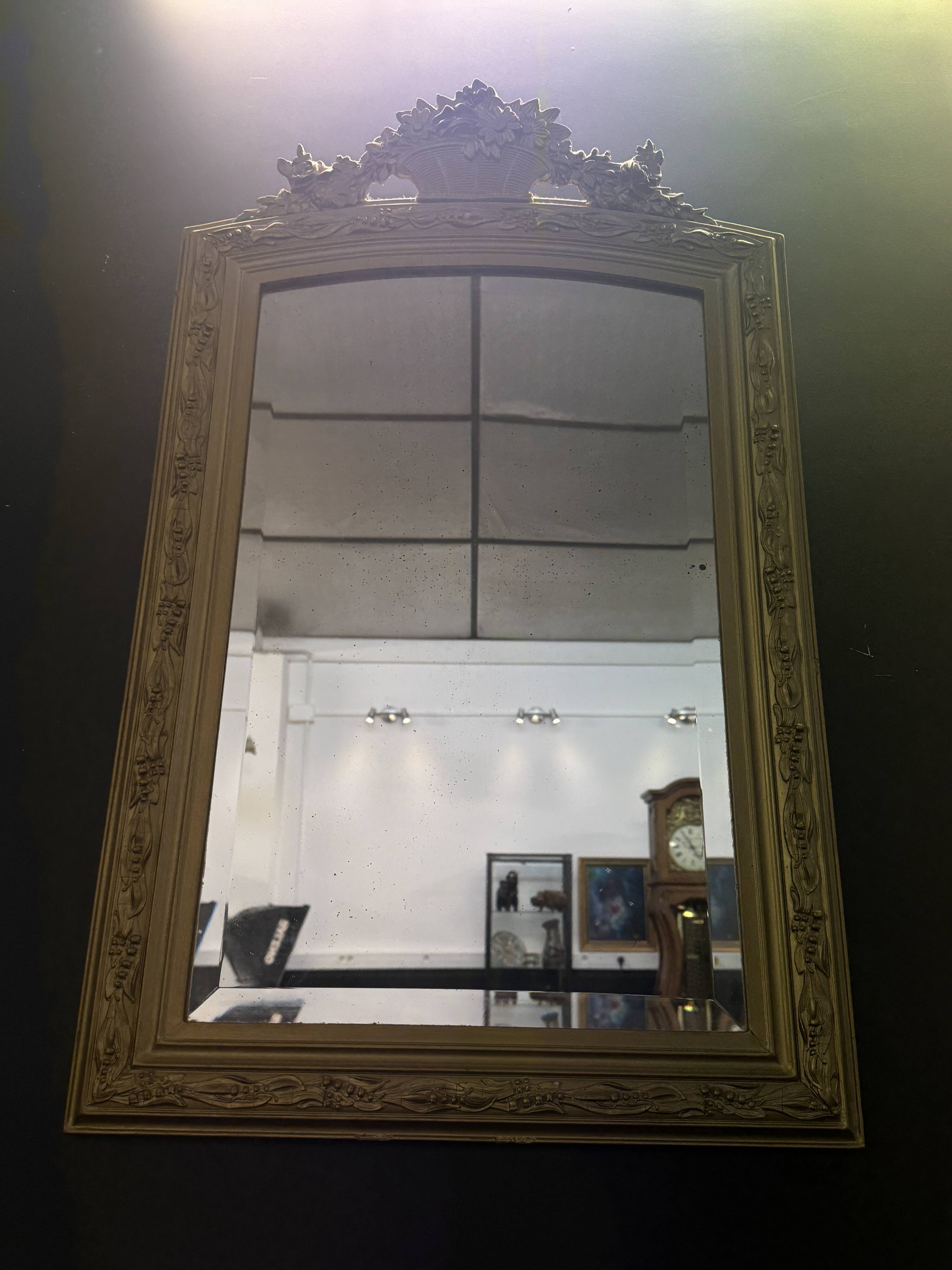 Golden framed mirror – medium size