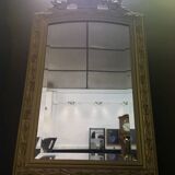 Golden framed mirror – medium size