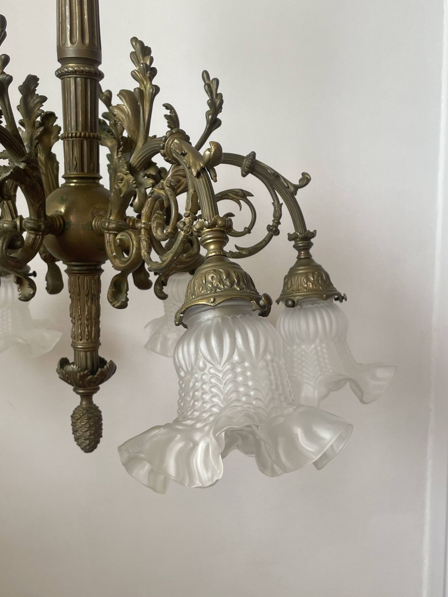 Brass chandelier with 6 branches