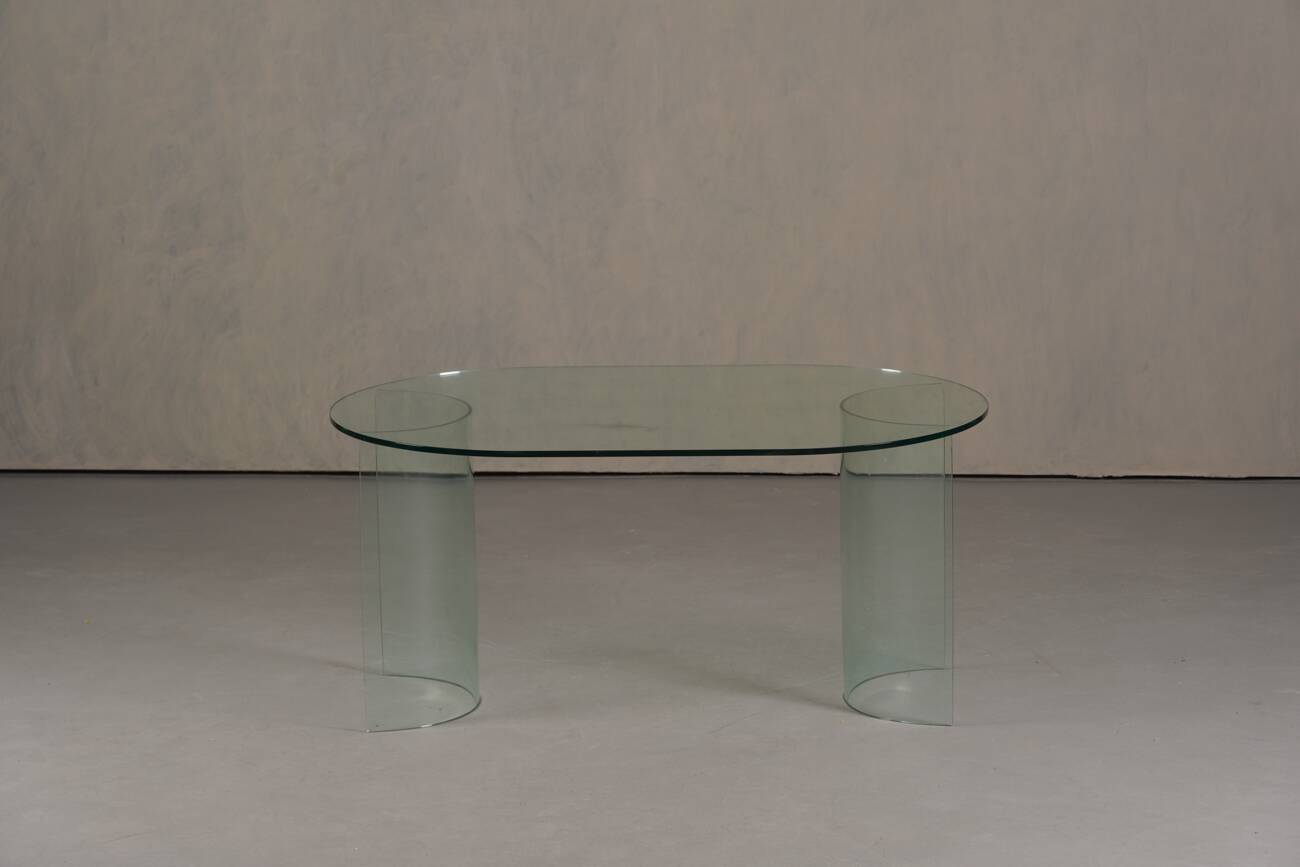 Vintage oval tempered glass dining table by Fiam, Italy 1980s