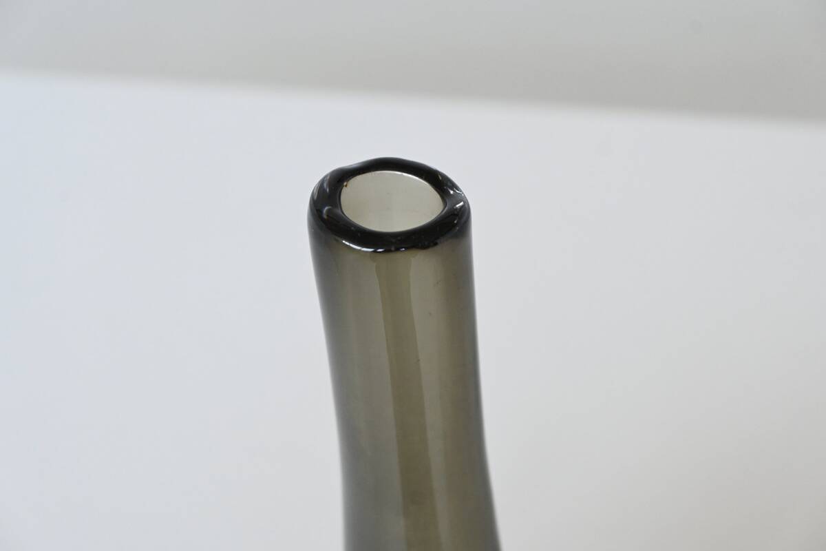 Nils Landberg black glass "Sommerso" vase Orrefors Sweden 1950