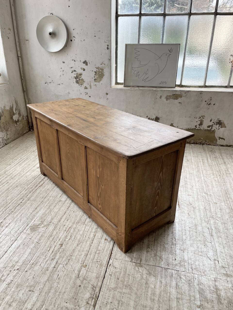 Oak and pine counter 1950