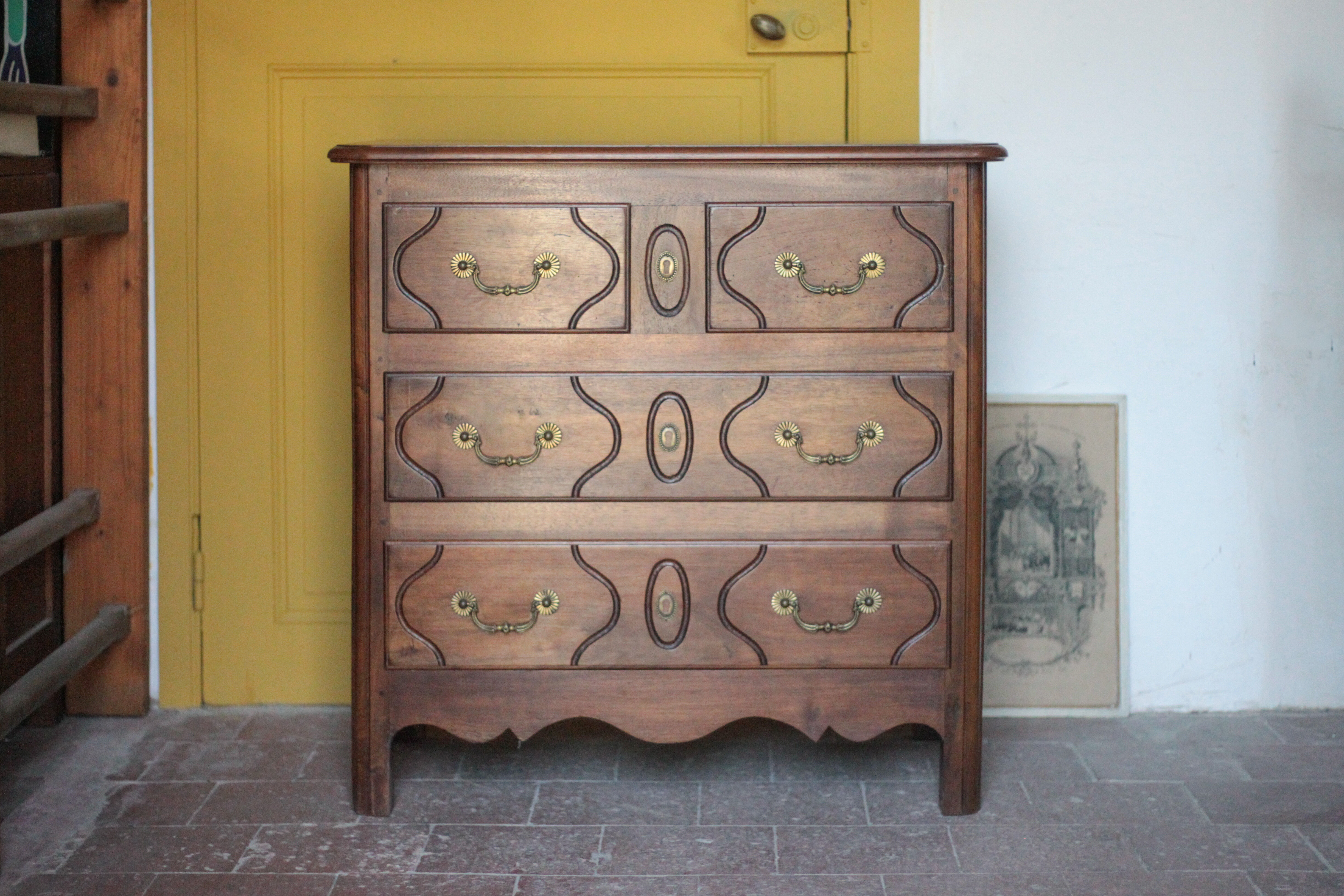 Wooden chest of drawers, storage furniture, antique furniture, Parisian chest of drawers.