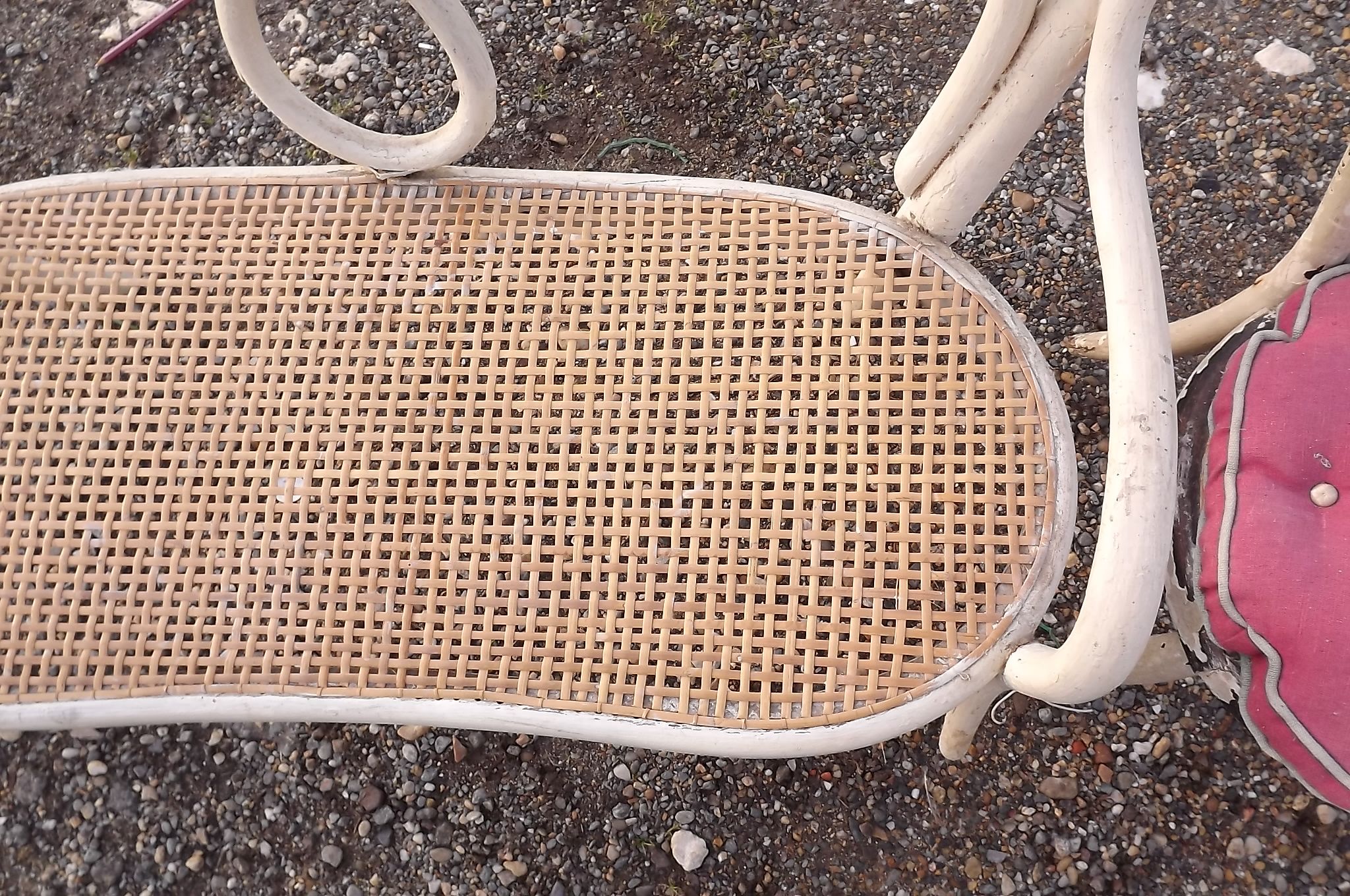Mobilier enfant en bois courbé