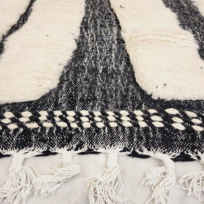 Tapis marocain sur mesure blanc traditionnelle taille 2,5/3,5 m
