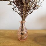 Vase en verre rose vintage