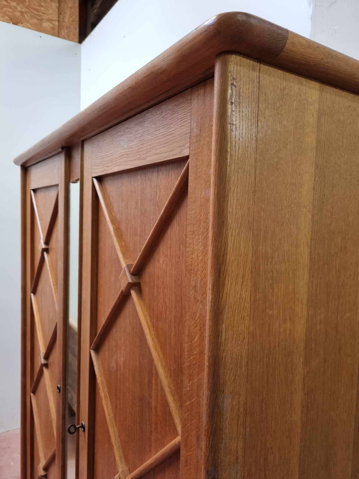 Cross-braced wardrobe