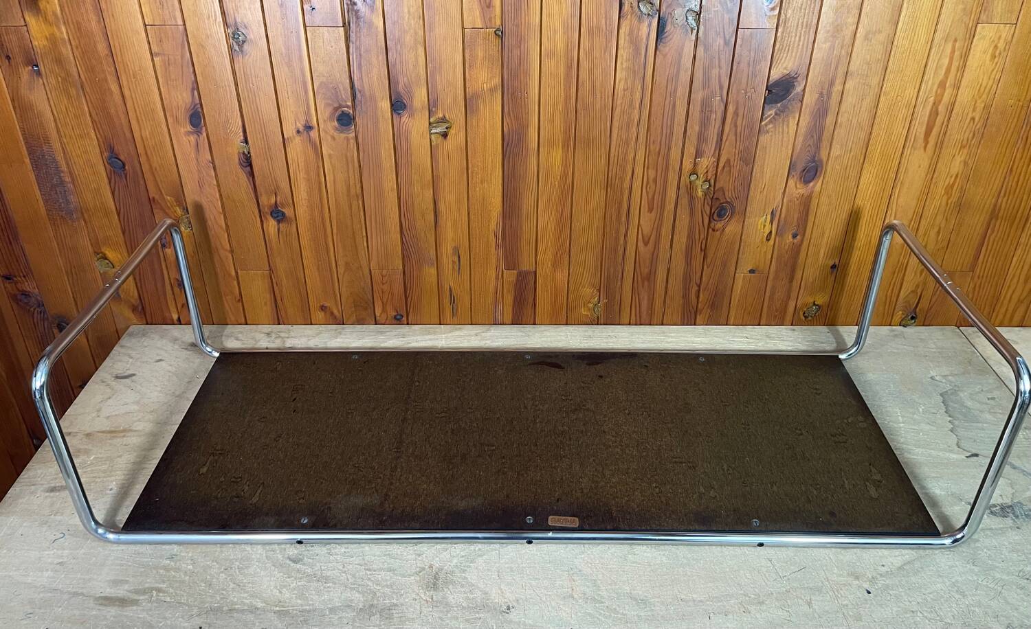 Laccio coffee table by Marcel Breuer, Gavina edition, 1950/60 (label)