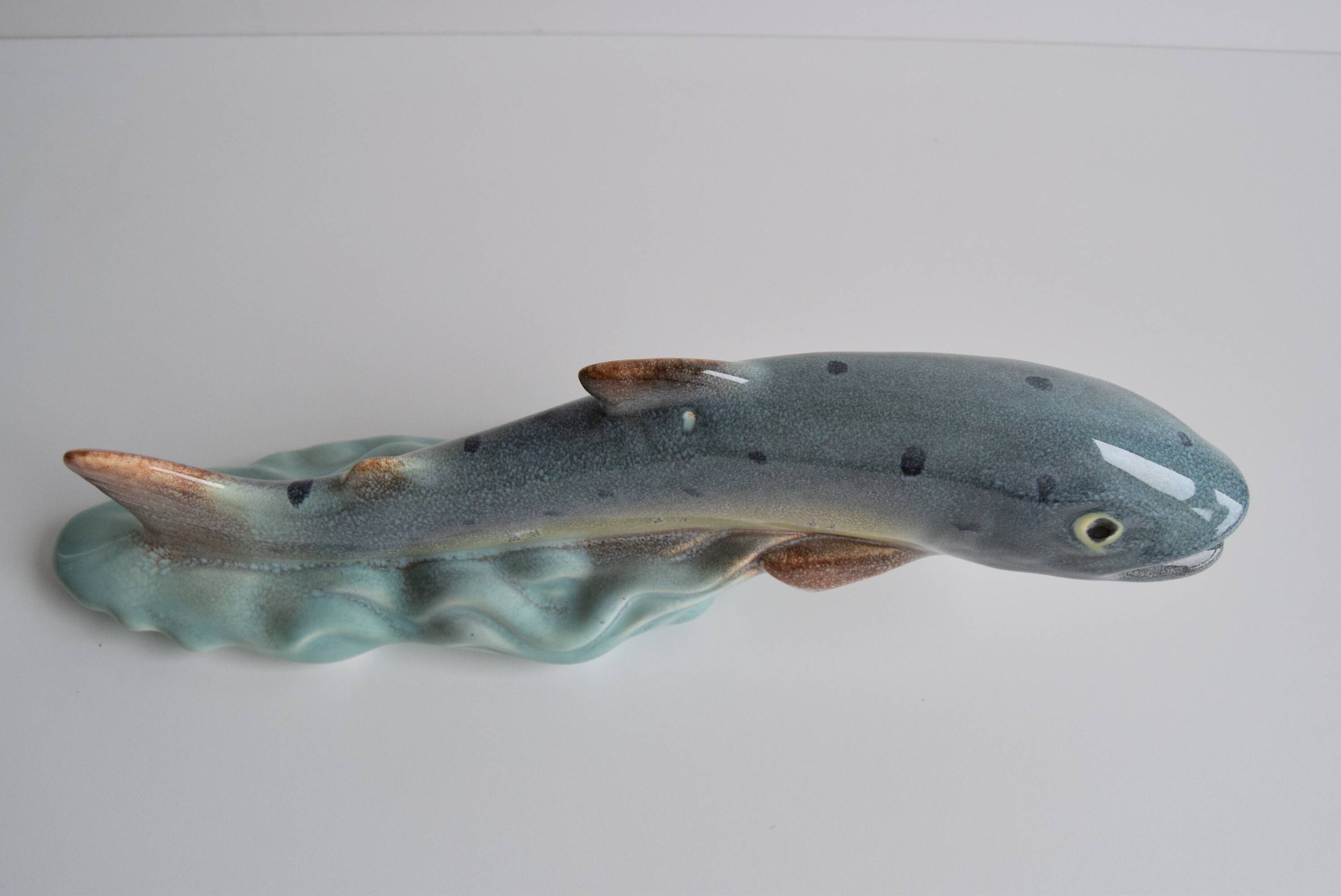 Art Deco Sculpture Trout by Ditmar Urbach Znojmo factory, Czechoslovakia, 1940s.