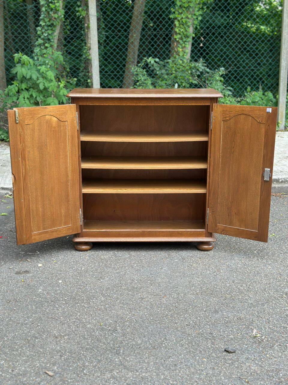 Vintage oak Louis XIV buffet commode from the 1950s.