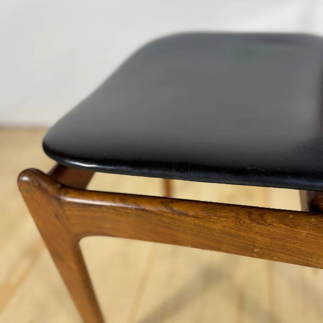 Set of 4 chairs, model no. 49, in rosewood – Erik Buch, Denmark, 1960s