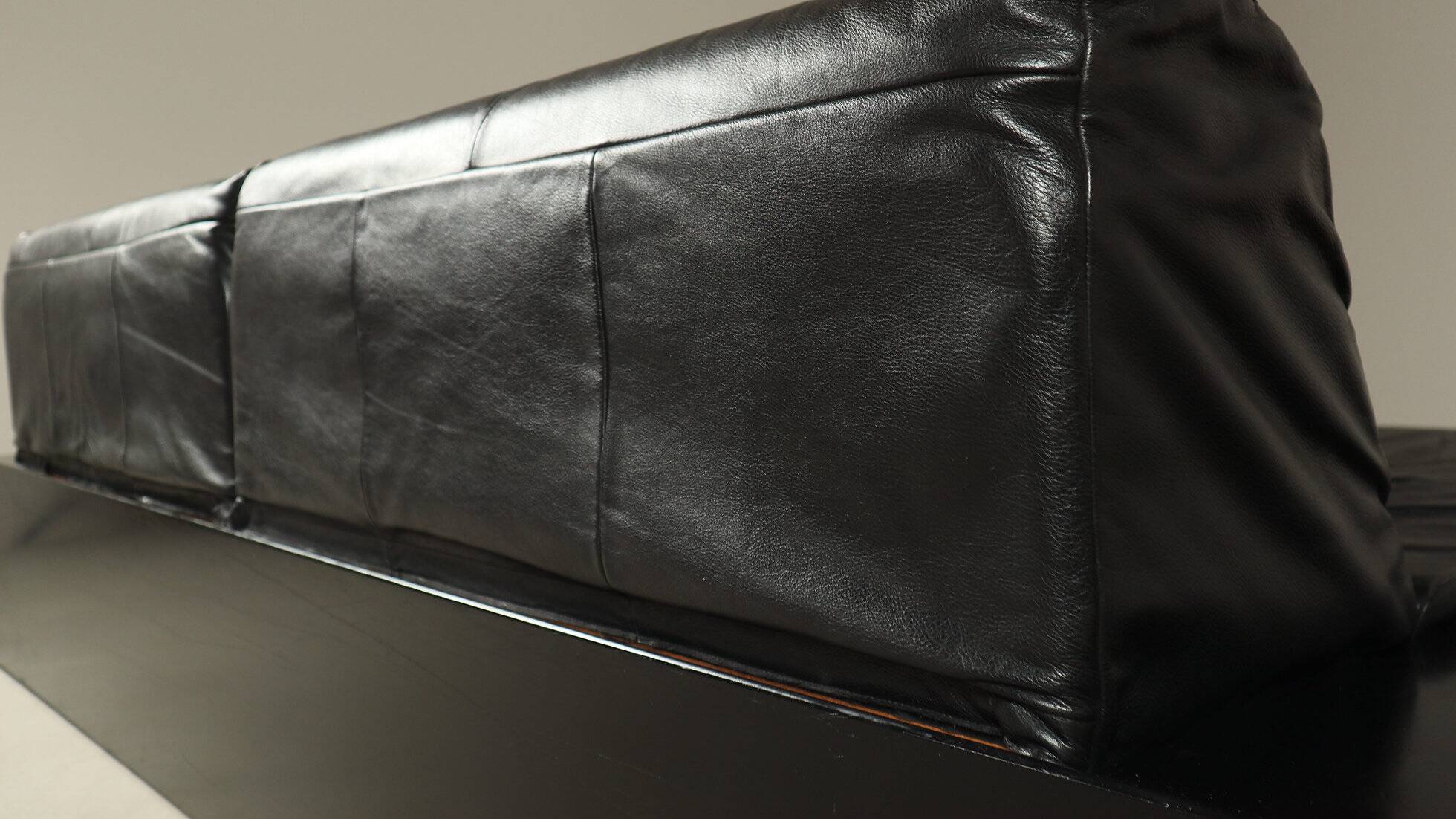 "Mission" sofa by Jack Crebolder for Harvink, The Netherlands, 1980s