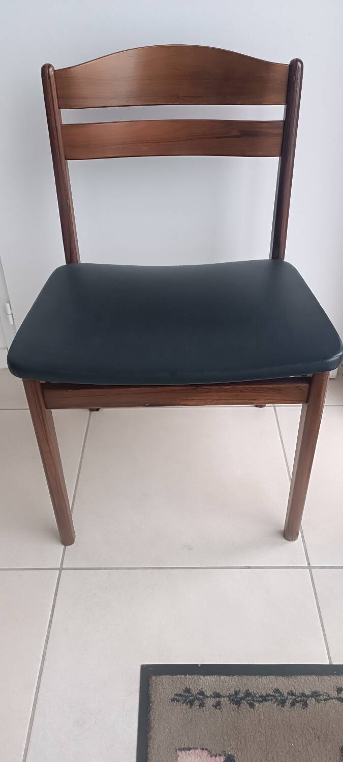 Scandinavian chair