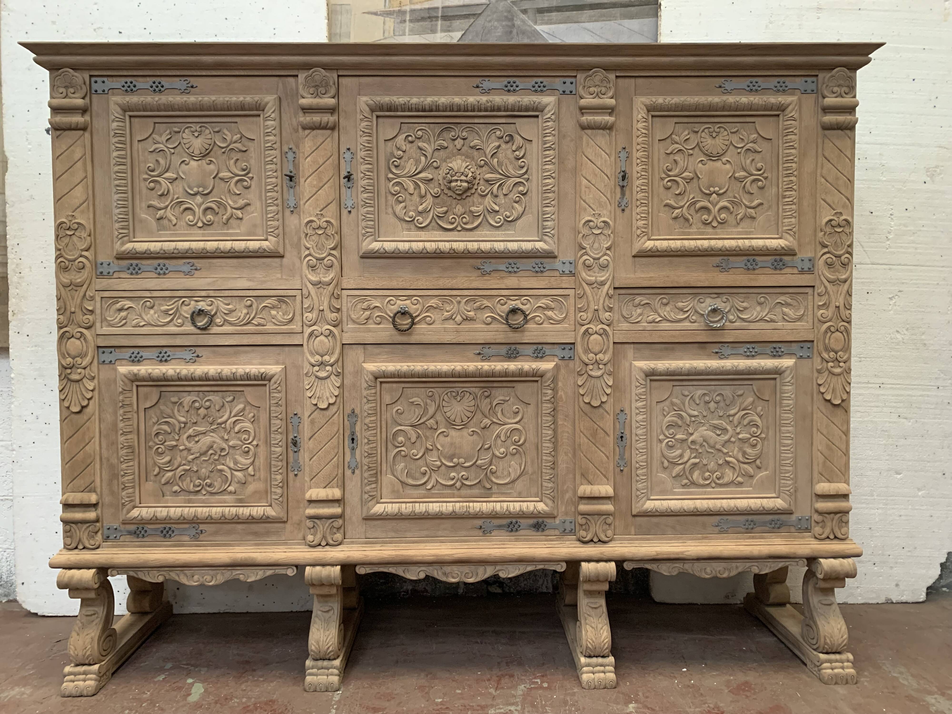 Renaissance style sideboard in solid oak XX century