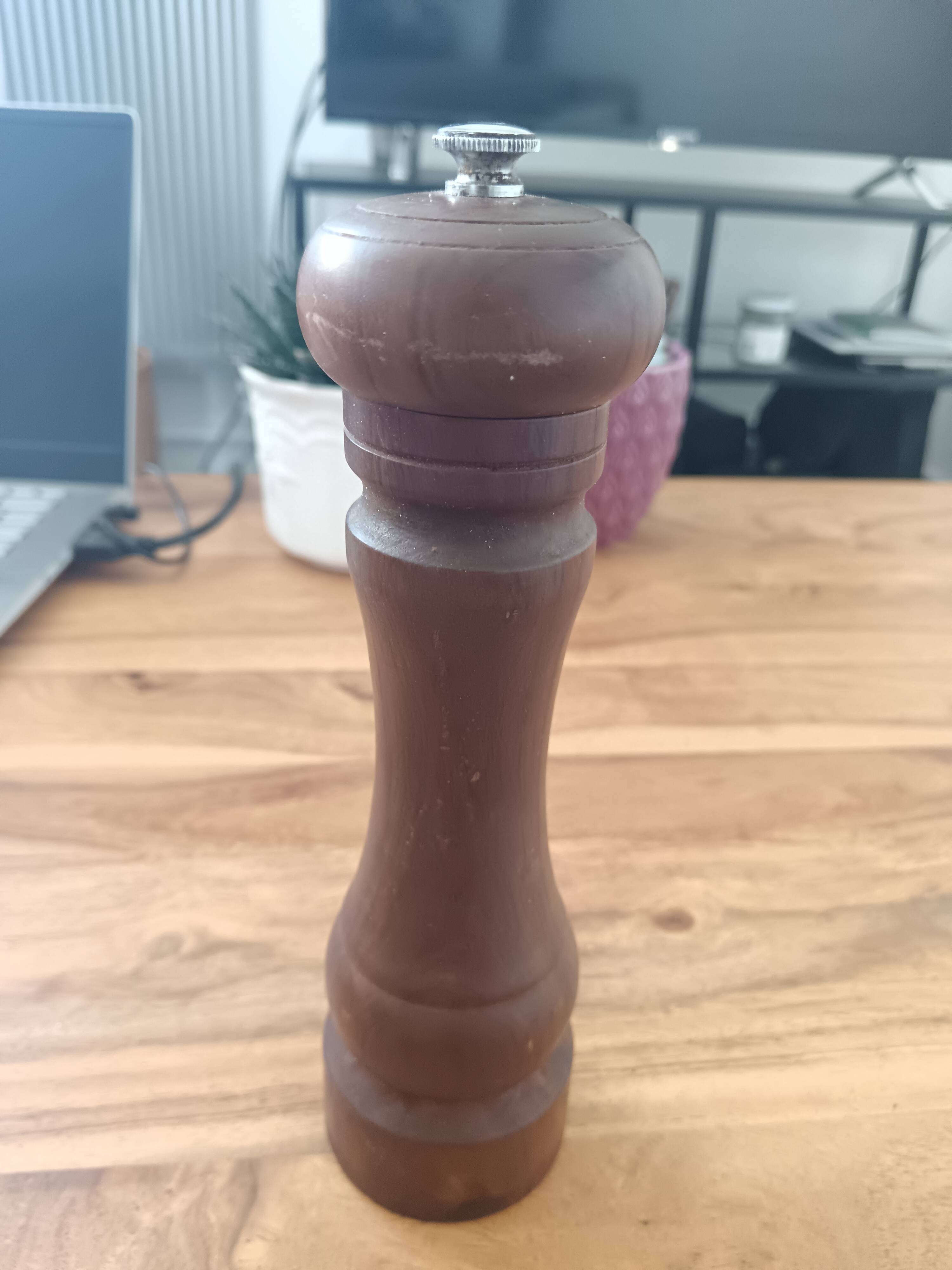 Pepper mills