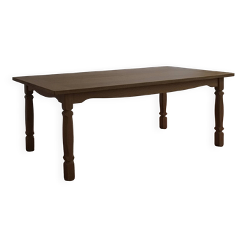 Table basse en chêne sculpté | Henning Kjaernulf | Danemark | Années 1950