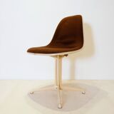The Fonda chair by Eames for Herman Miller, 1960s, a pair available.