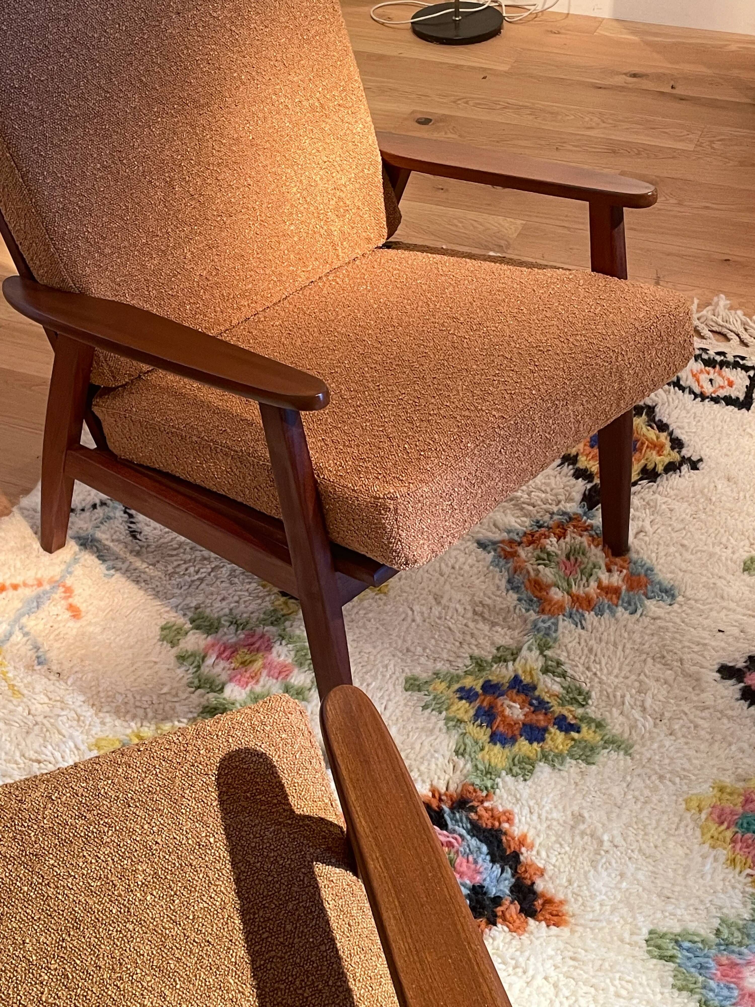 Vintage Scandinavian armchair "Theodor" in terracotta boucle.