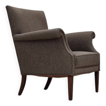 Fauteuil danois des années 1960, en laine de meuble, pieds en bois de frêne.