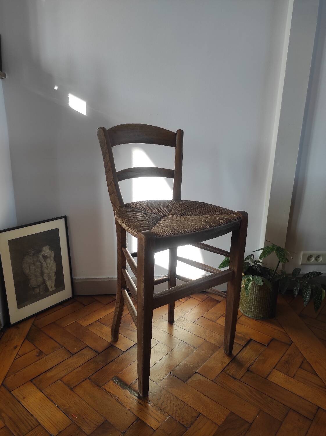 Vintage wooden and straw bar stool — Brutalist Style / Perrian
