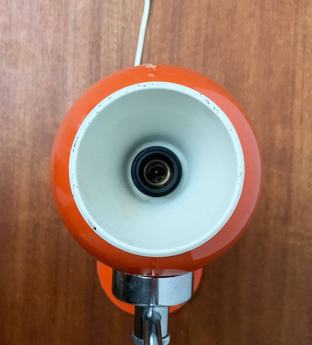 Vintage Italian magnetic table lamp from the space age.