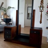 Art Deco hairdresser