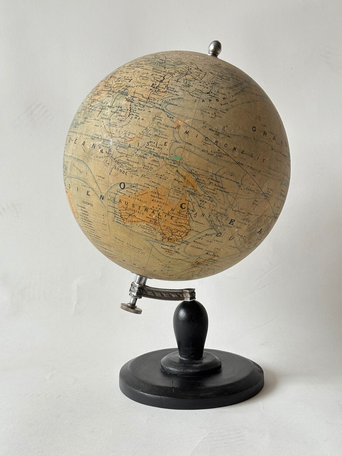 Terrestrial globe World map J. Forest, Girard and Barrere Paris 19th