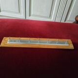 Tea towel hanger
