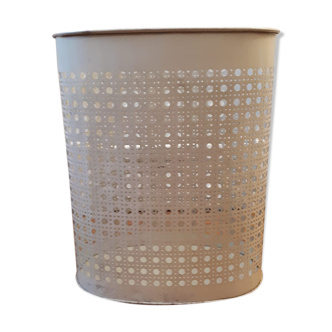 Vintage paper basket USA