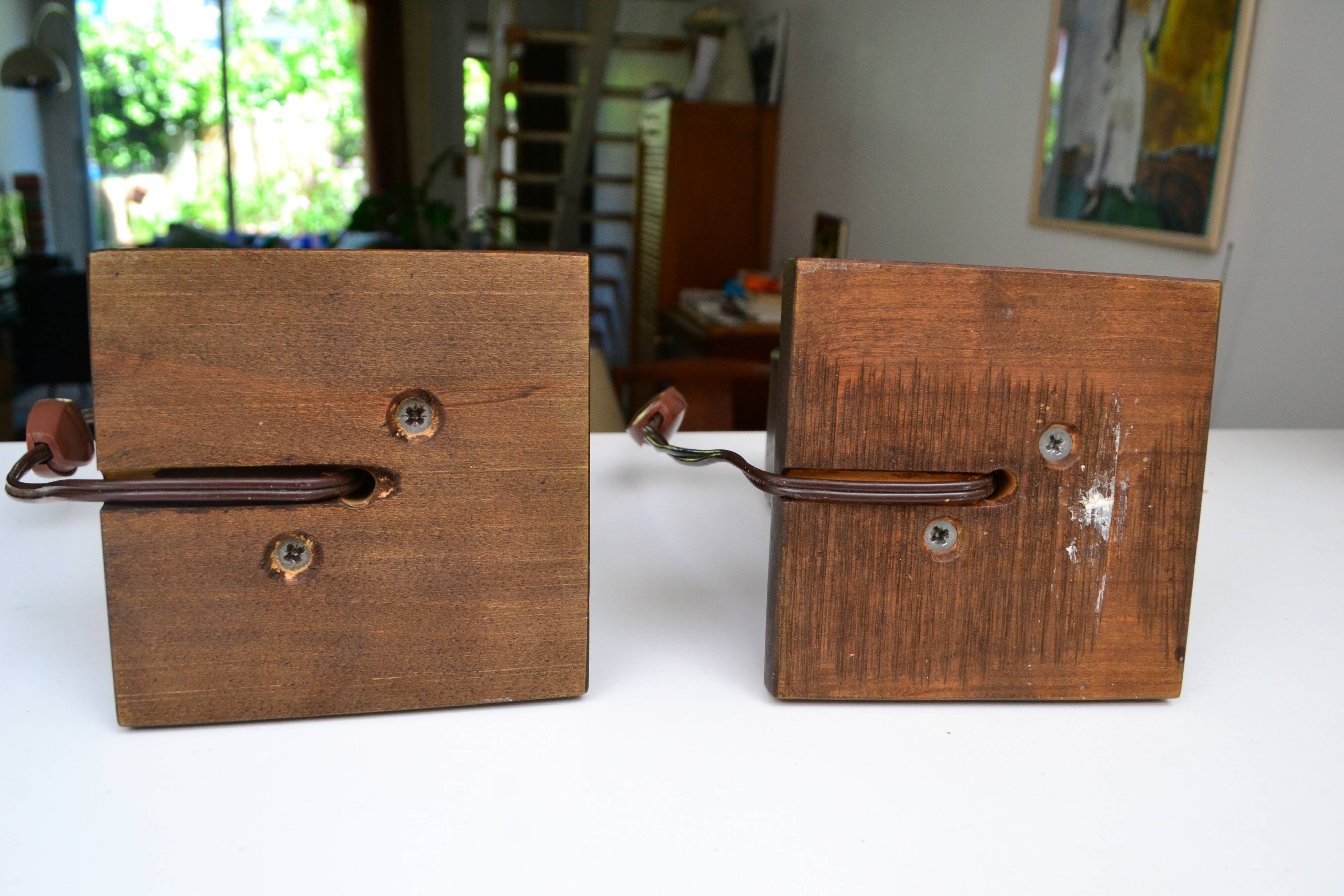 Pair of Art Deco lamps in solid mahogany