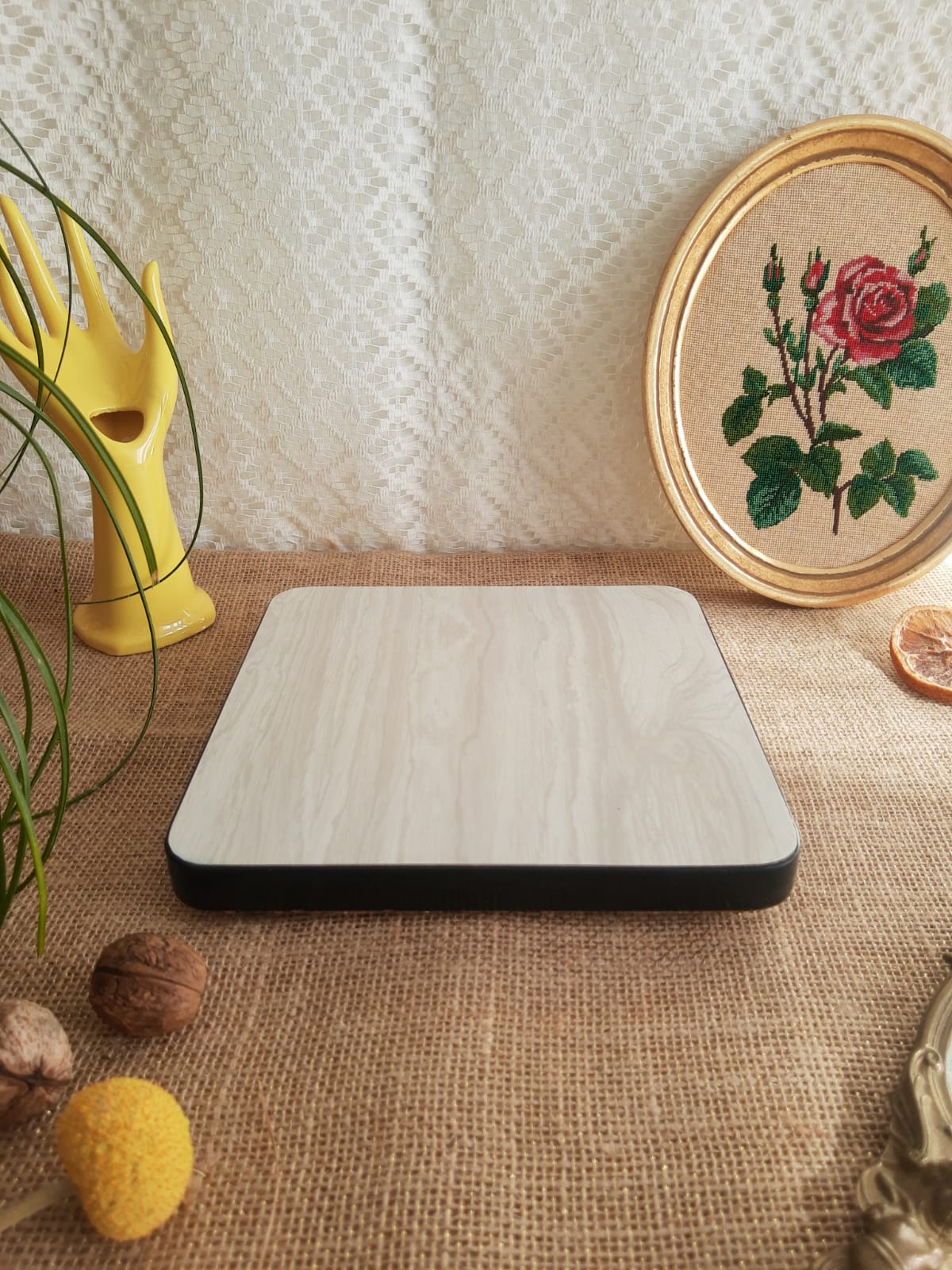 Flat bottom in white veined formica gray - vintage