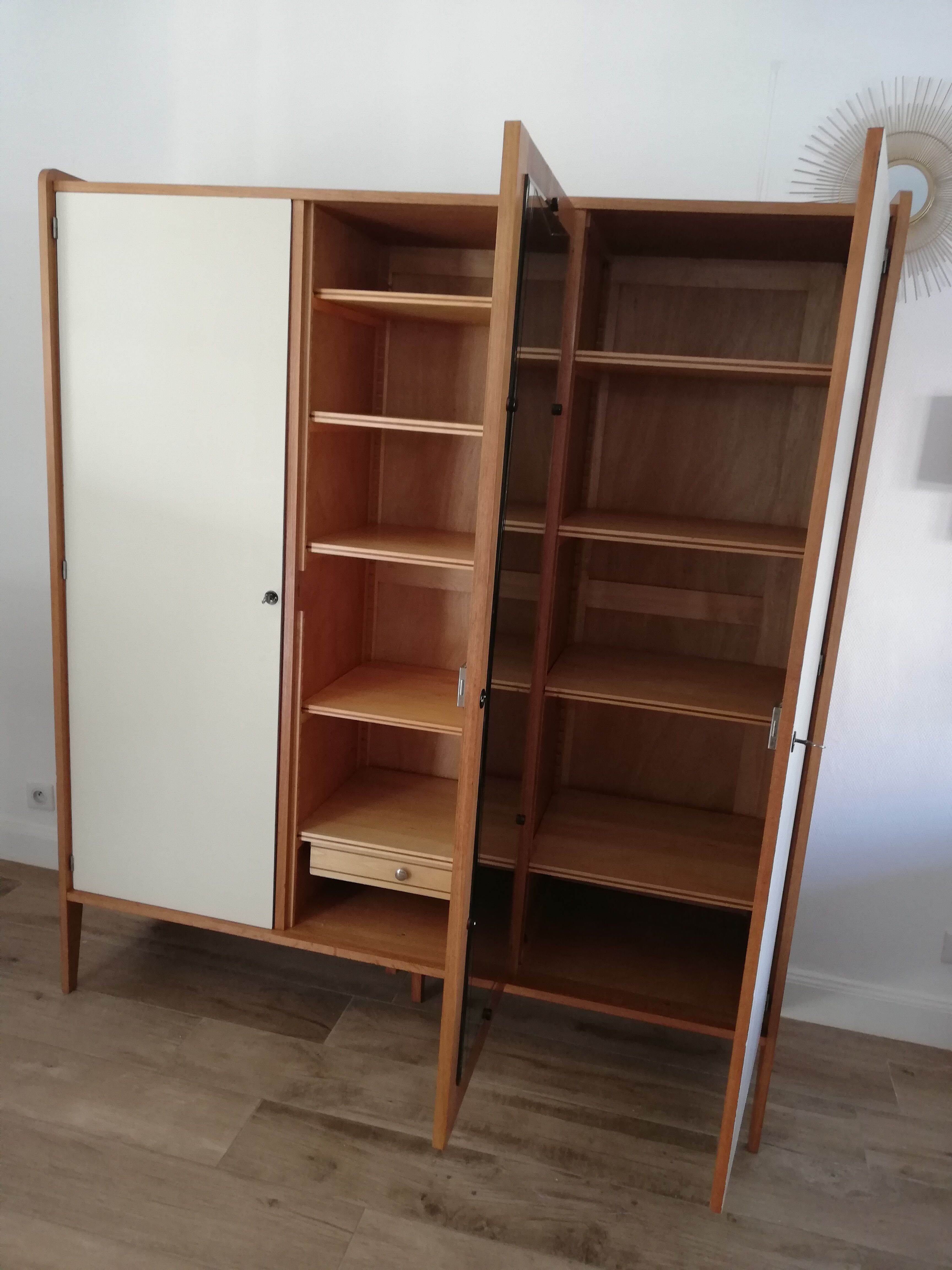 Armoire des années 50 chêne