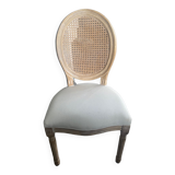 Medallion chair