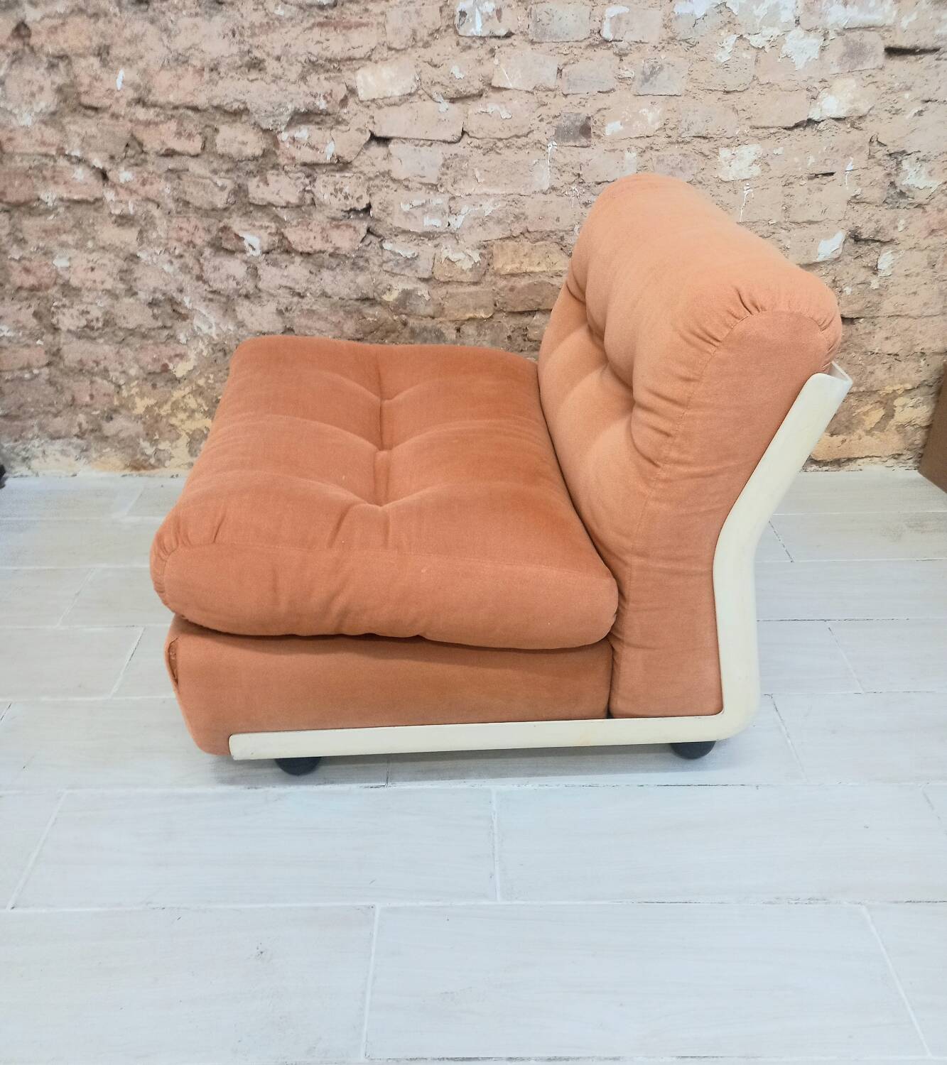 Armchair Amanta by Mario Bellini