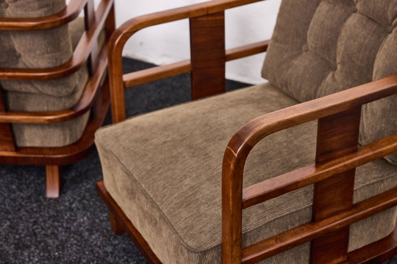 Lajos Kozma, importants fauteuils Art Déco de Budapest Werkstatte, années 1930