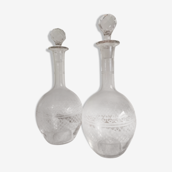 Paire de carafes en cristal