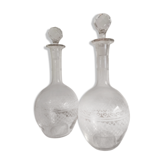 Paire de carafes en cristal