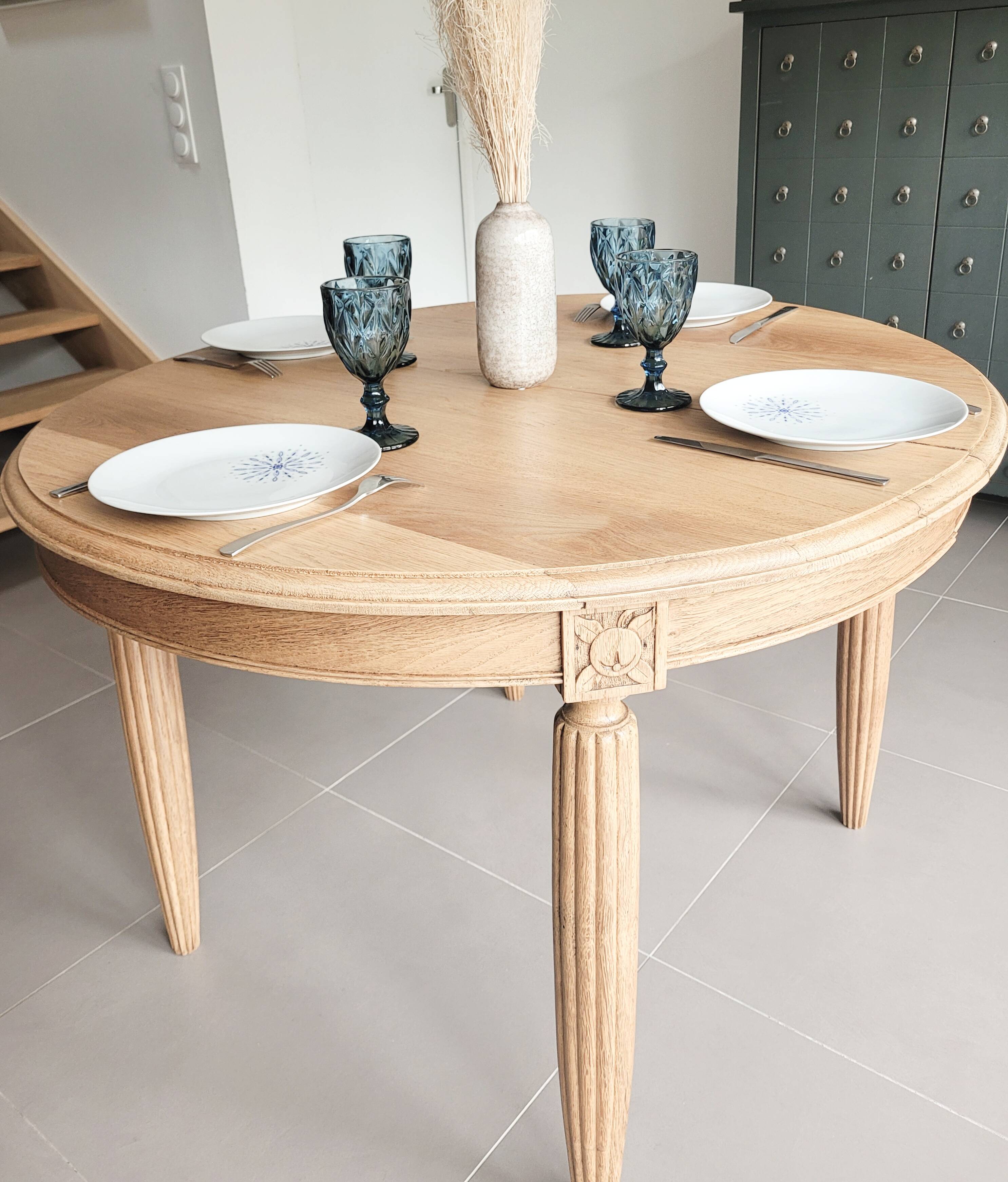 Art Deco round table