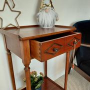 Petite console vintage en bois-1 tiroir-maison  famille