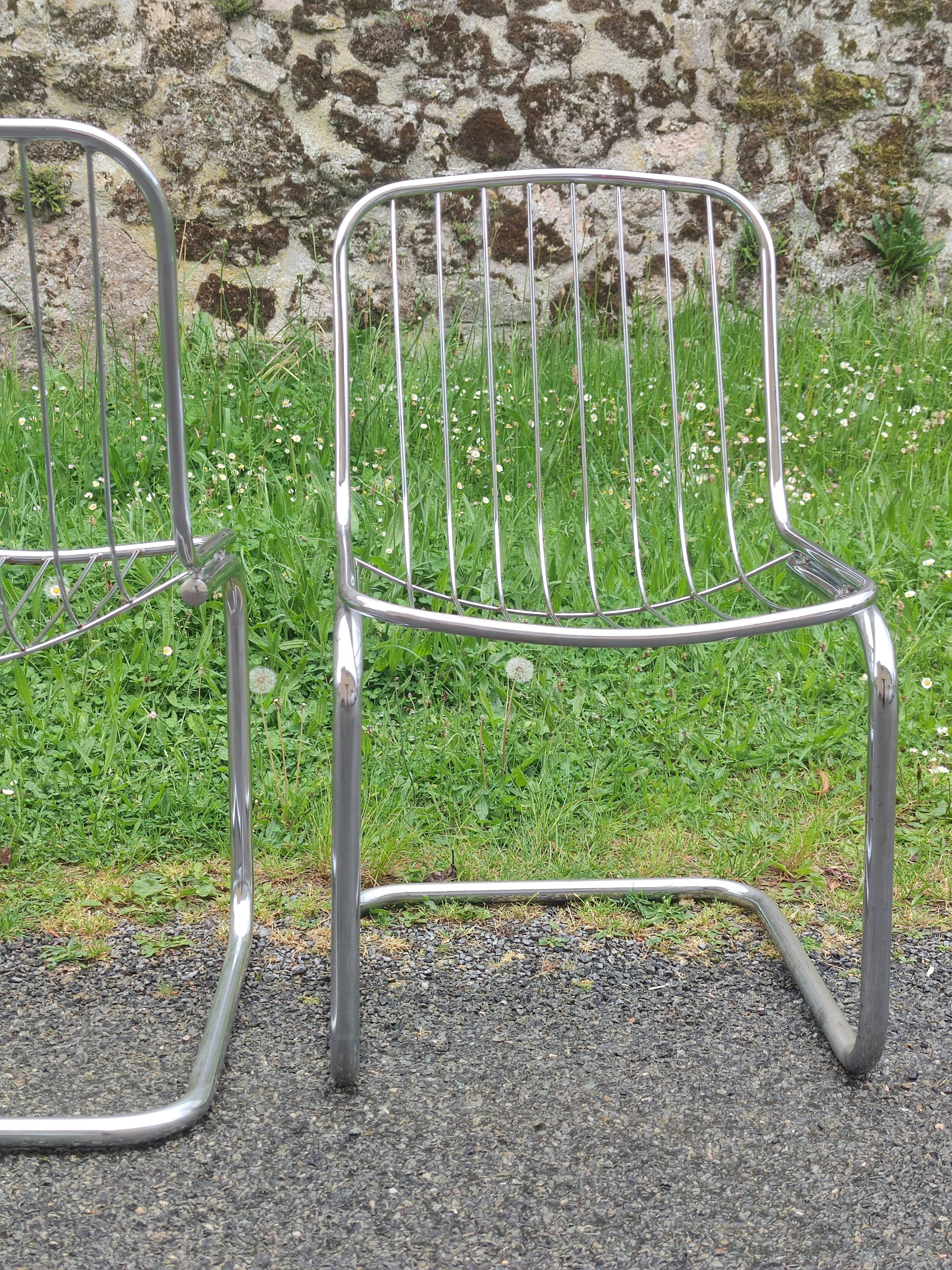 Pair of wired metal chairs 1970