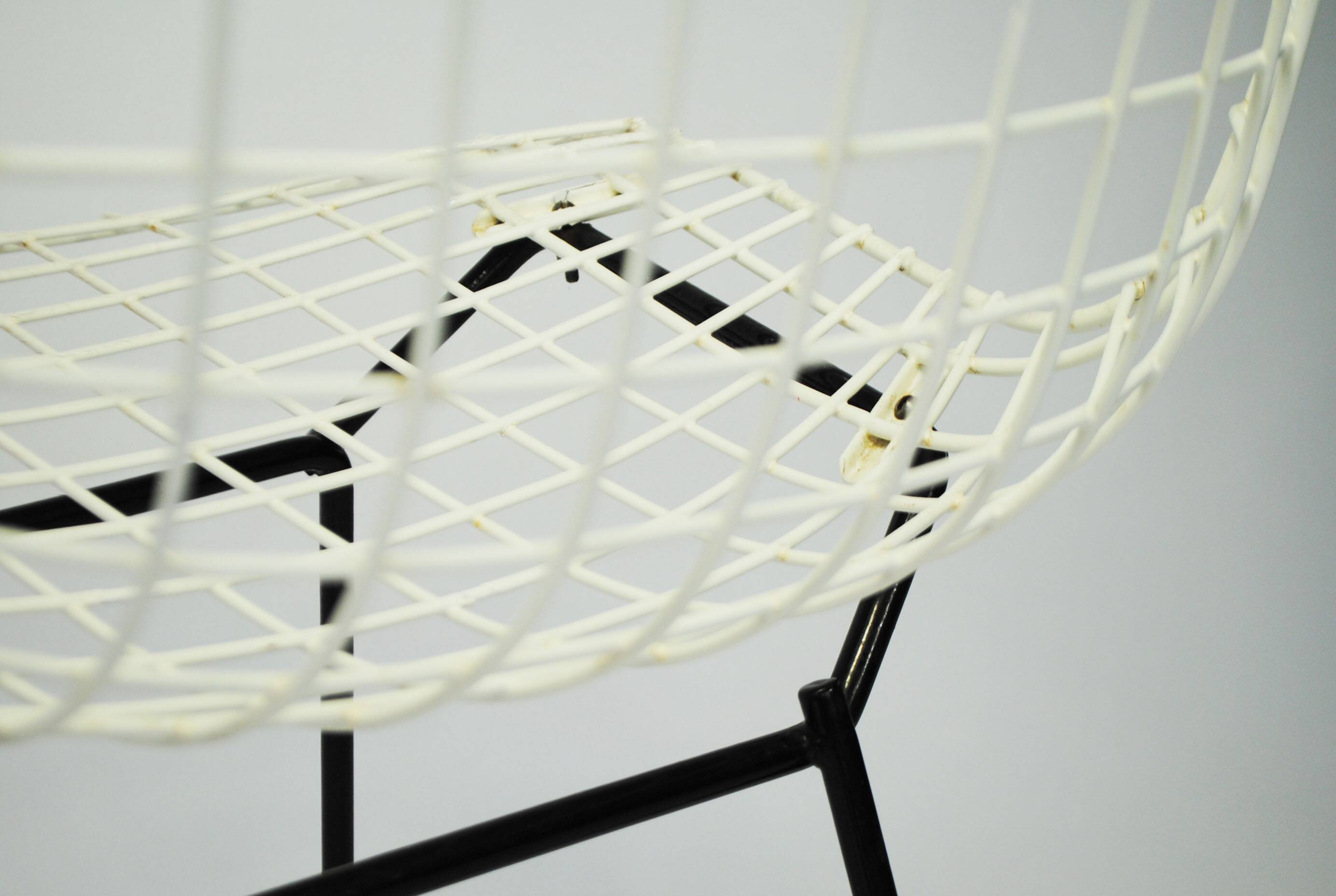 Bertoia dise chair