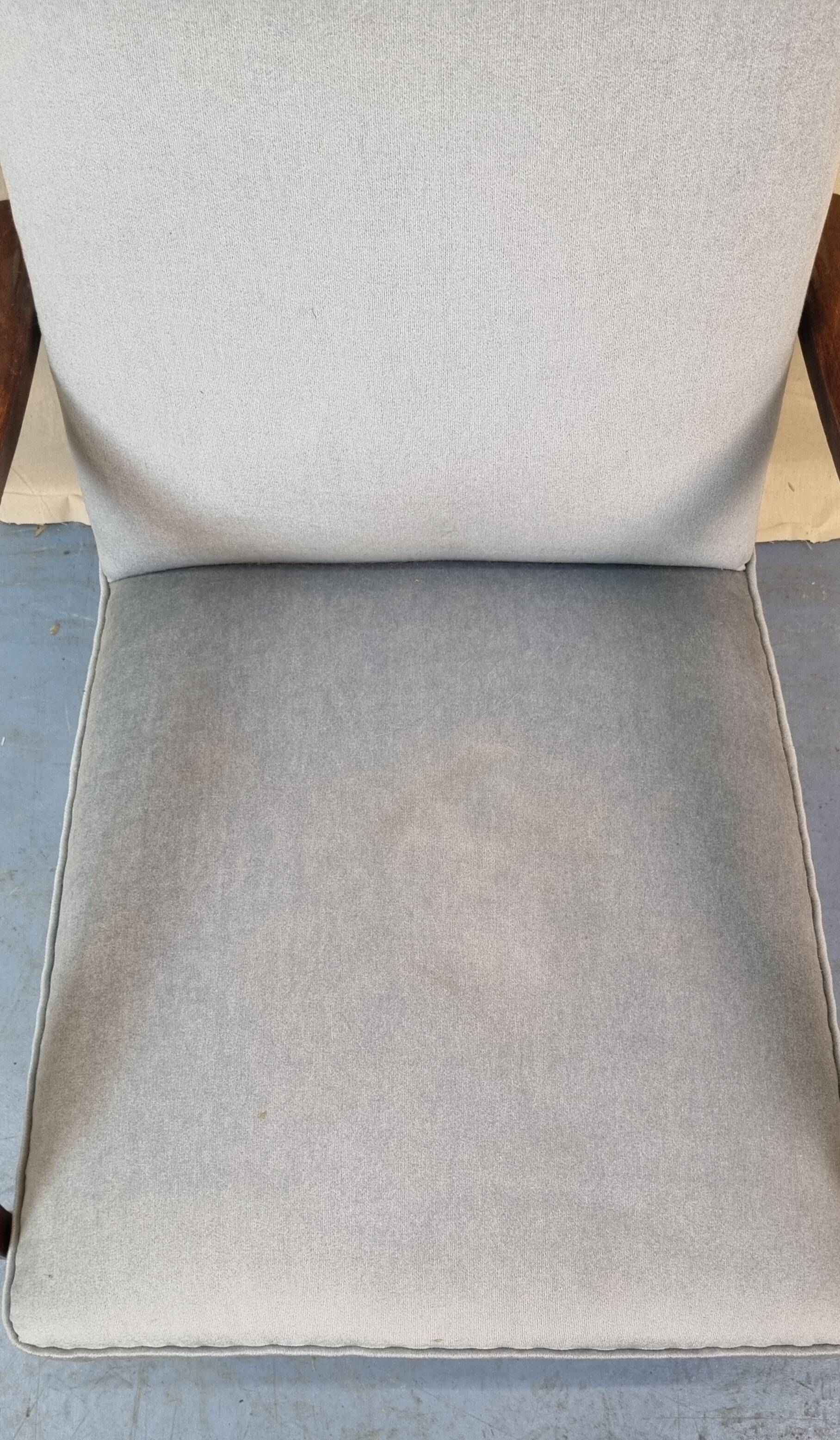 Bridge armchair